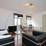 Apartment In Heusteigviertel