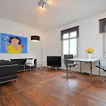 Apartment In Heusteigviertel